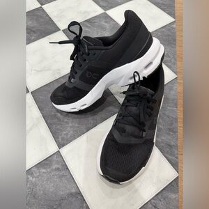 New on cloud sneakers cloud pulse 6.5 women’s